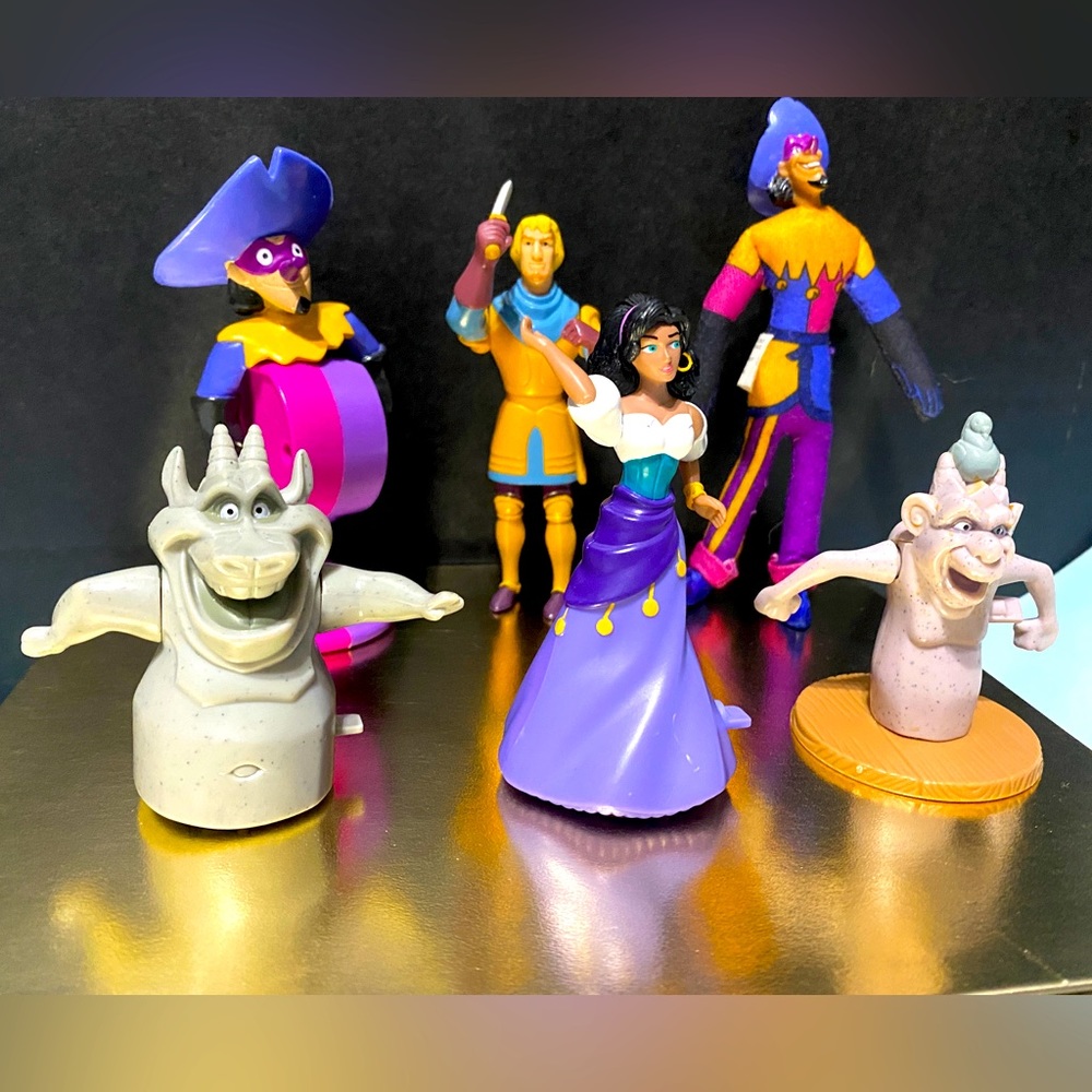 DISNEY VINTAGE 90s HUNCHBACK OF NOTRE DAME McDONALDS & BURGER KING TOY BUNDLE 6